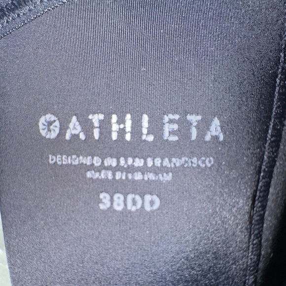 Athleta Penomena Black Sports Bra. Size 38DD GUC - Picture 7 of 8